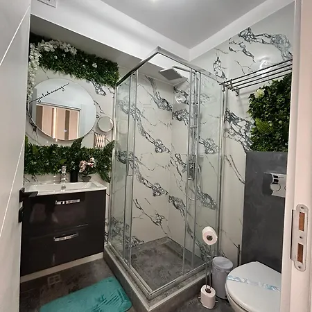 Sara Boutique 3* Constanţa